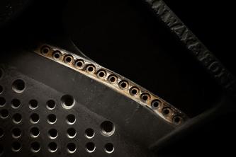 Steinway & Sons Gussplatte im Rohzustand