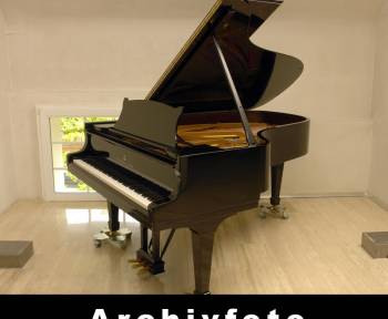 Steinway & Sons A-188