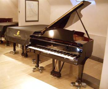 Steinway & Sons A-188