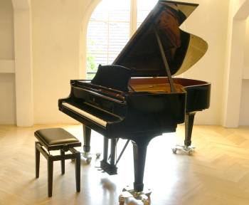 Steinway & Sons A-188