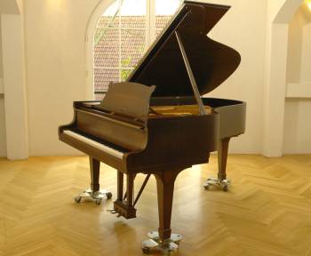 Steinway & Sons A-188