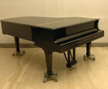 Steinway & Sons B-211