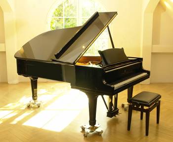 Steinway & Sons B-211