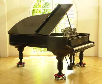 Steinway & Sons B-211