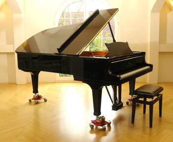 Steinway & Sons C-227