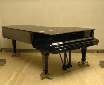 Steinway & Sons D-274 Concert Grand