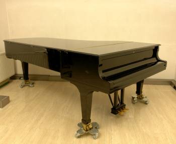 Steinway & Sons D-274 Concert Grand