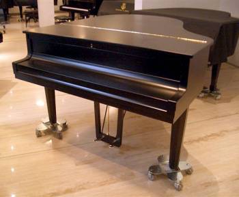 Steinway & Sons M-170