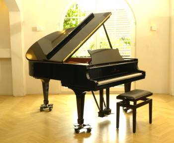 Steinway & Sons O-180