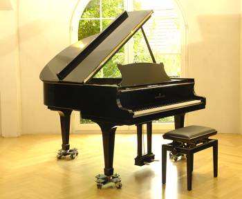 Steinway & Sons S-155