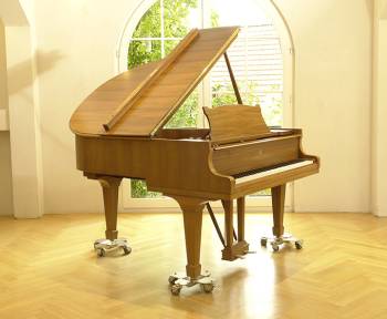 Steinway & Sons S-155